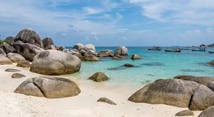 Eksplorasi Wisata Belitung Pesona Granit Dan Pantai Biru