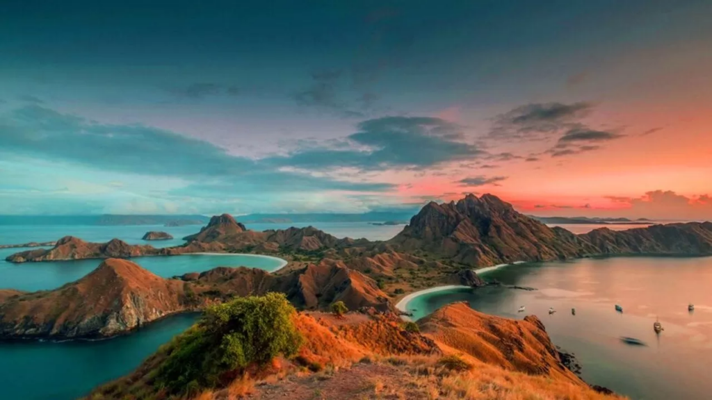 Labuan Bajo Pulau Padar Pesona Wisata Alam NTT yang Memikat