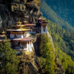 Review Wisata Bhutan Kerajaan Bahagia Himalaya