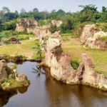 Review Wisata Taman Tebing Koja Kandang Godzilla Tangerang